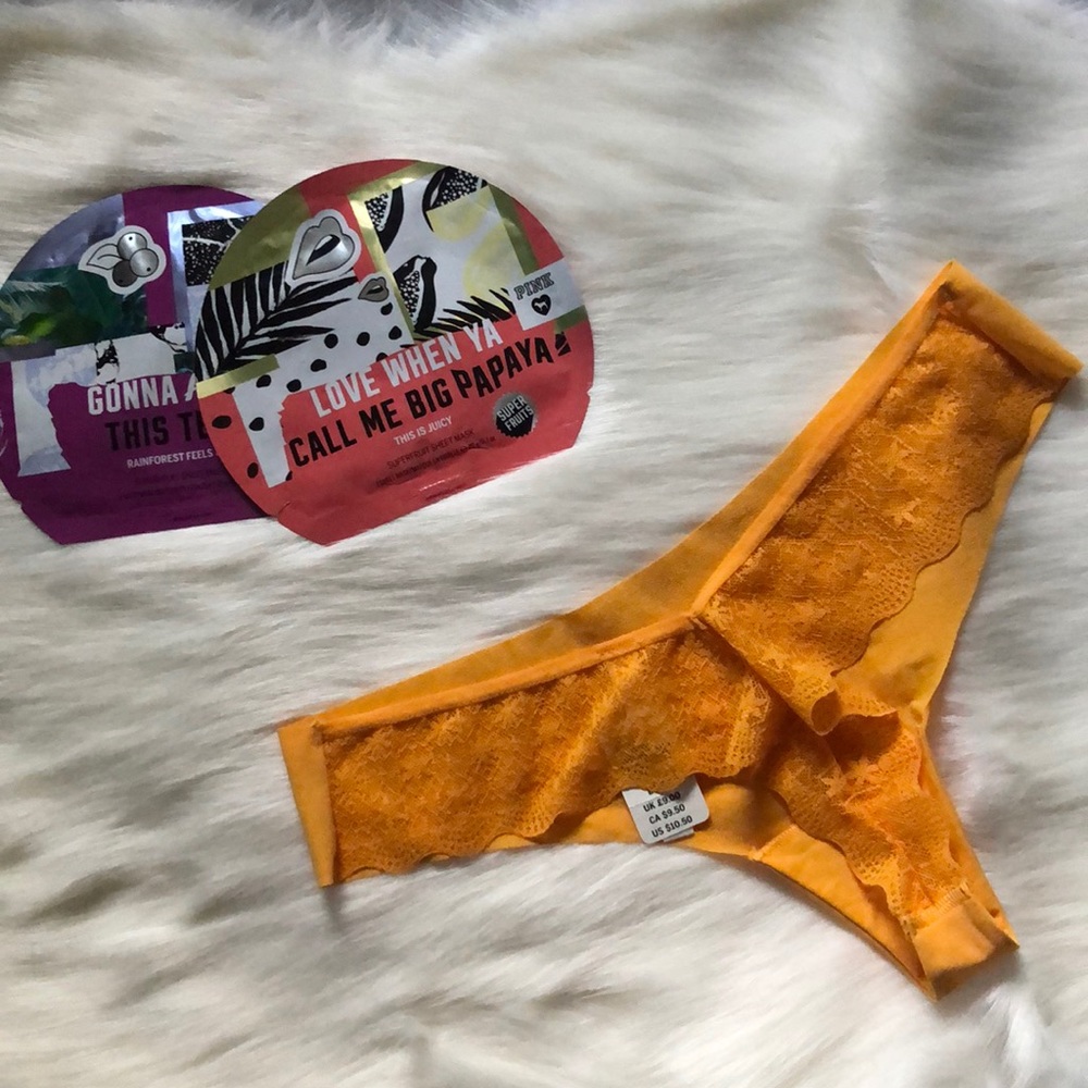 💕2 for $15💕 VS PINK Thong NWT